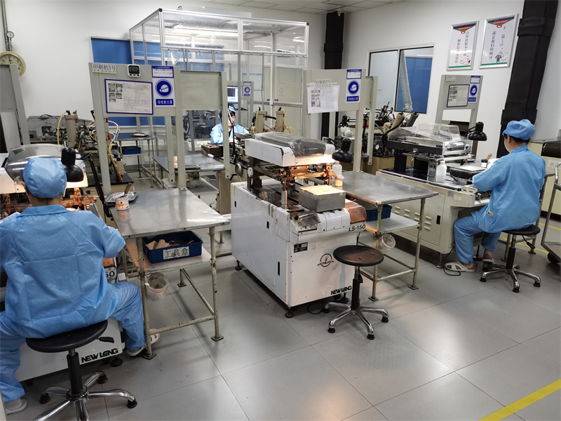 1微電路公司接近式傳感器產線.jpg